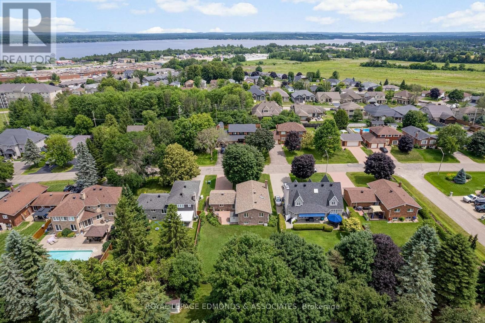 508 O'BRIEN STREET Image 47