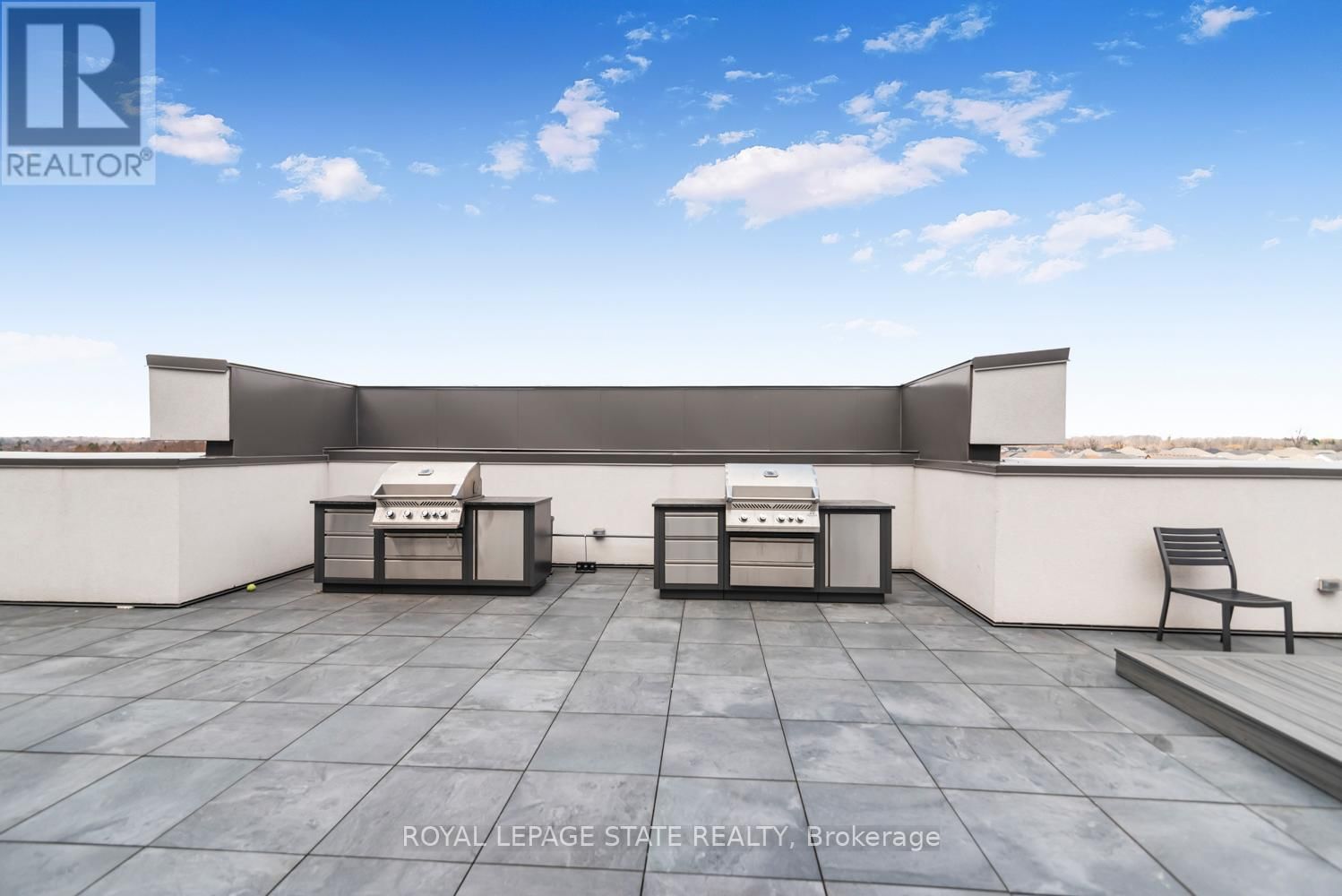 1009 - 470 DUNDAS STREET EAST Image 45