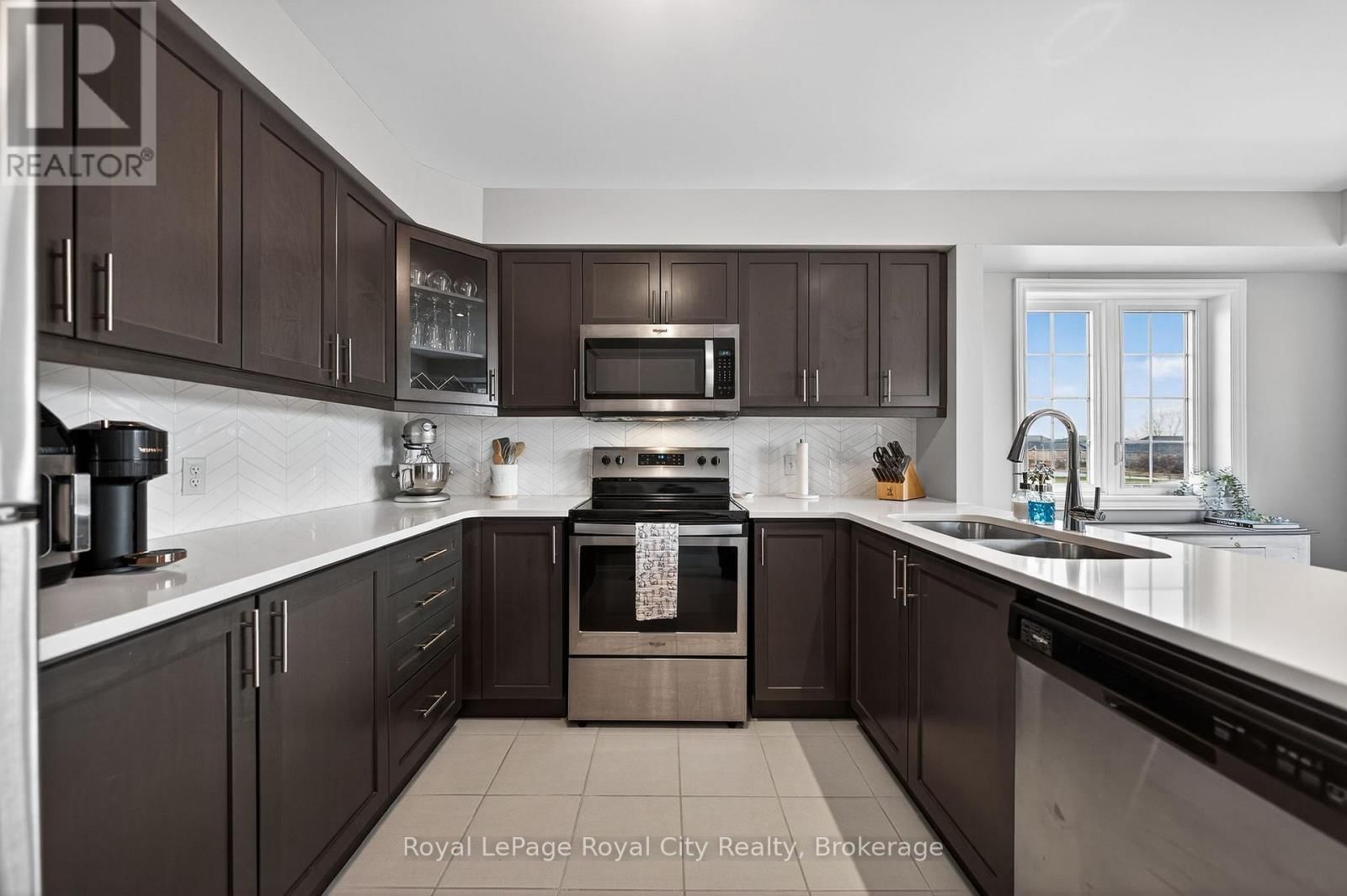 1B - 85 MULLIN DRIVE Image 10