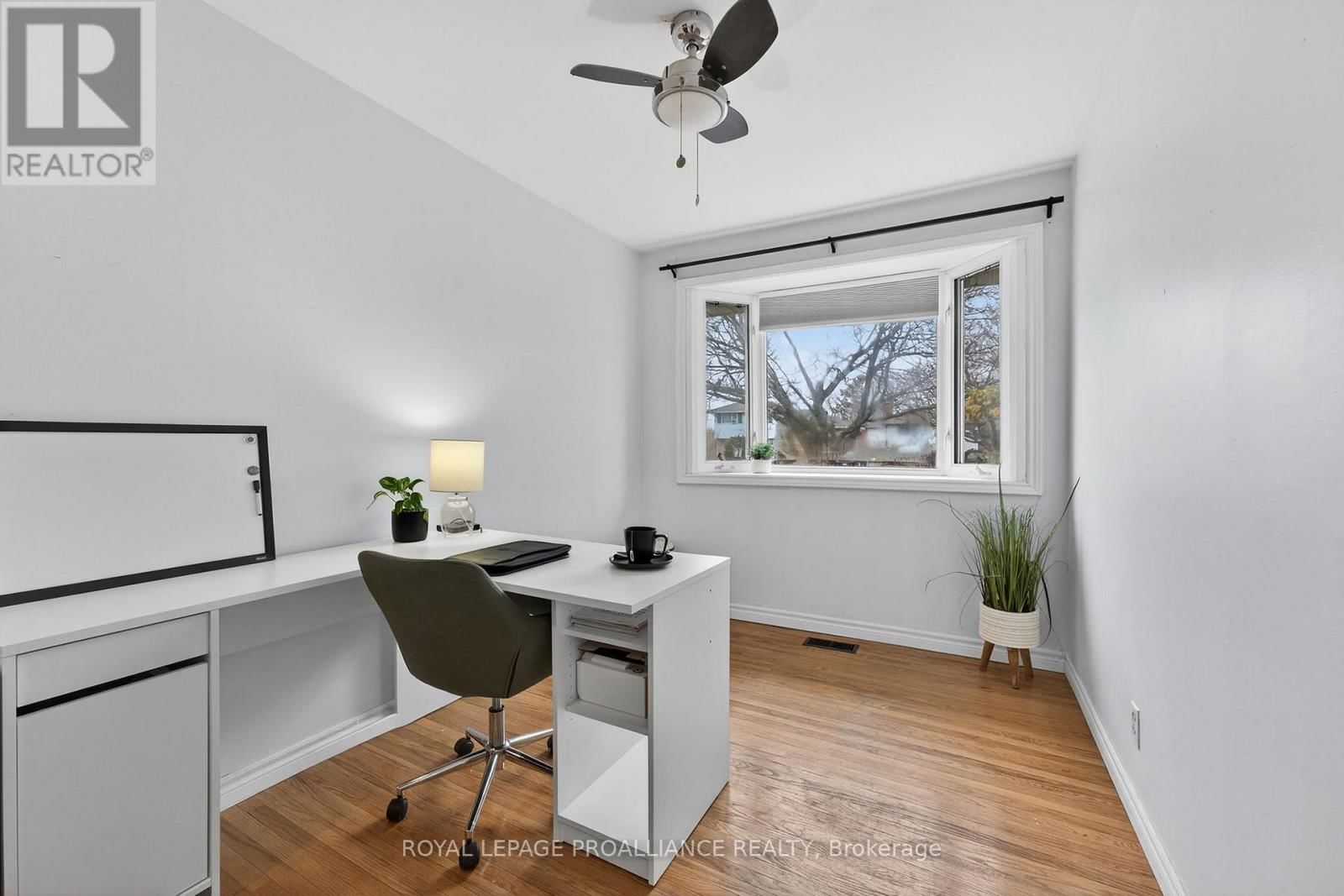 265 COLLEGE STREET WEST Image 15