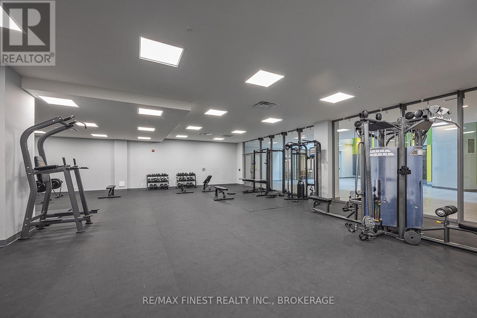 930 - 652 PRINCESS STREET Image 11