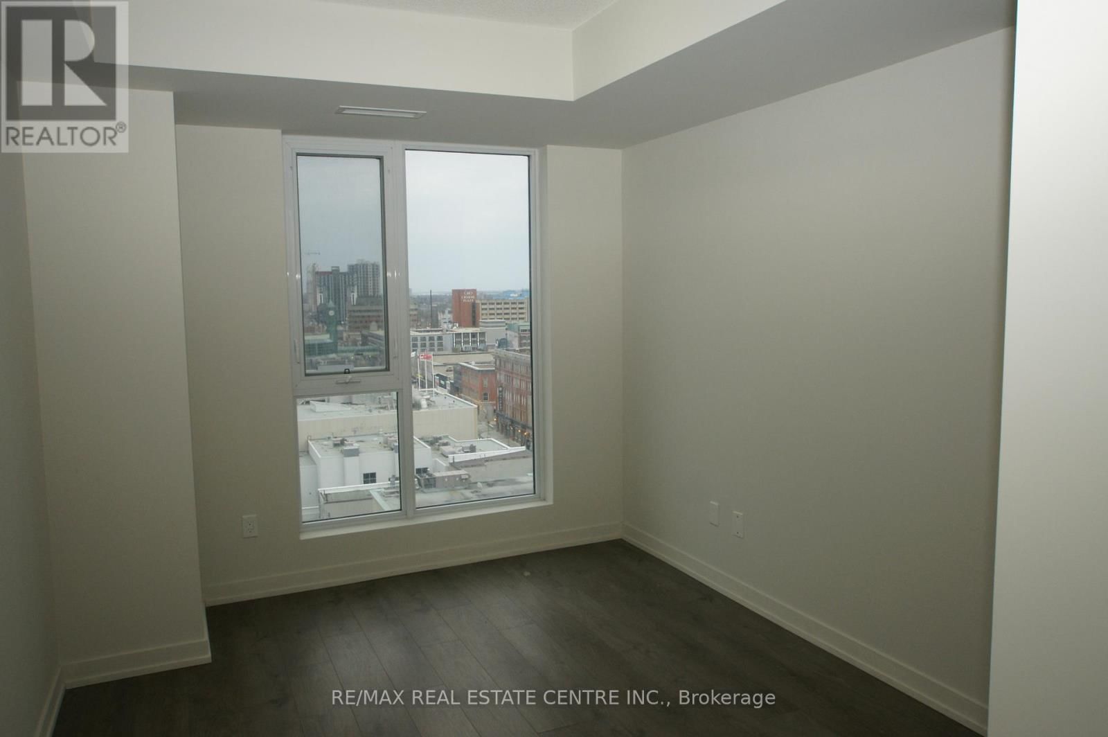 55 DUKE STREET Image 17