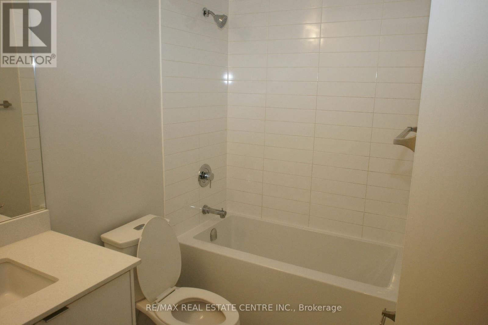 55 DUKE STREET Image 19