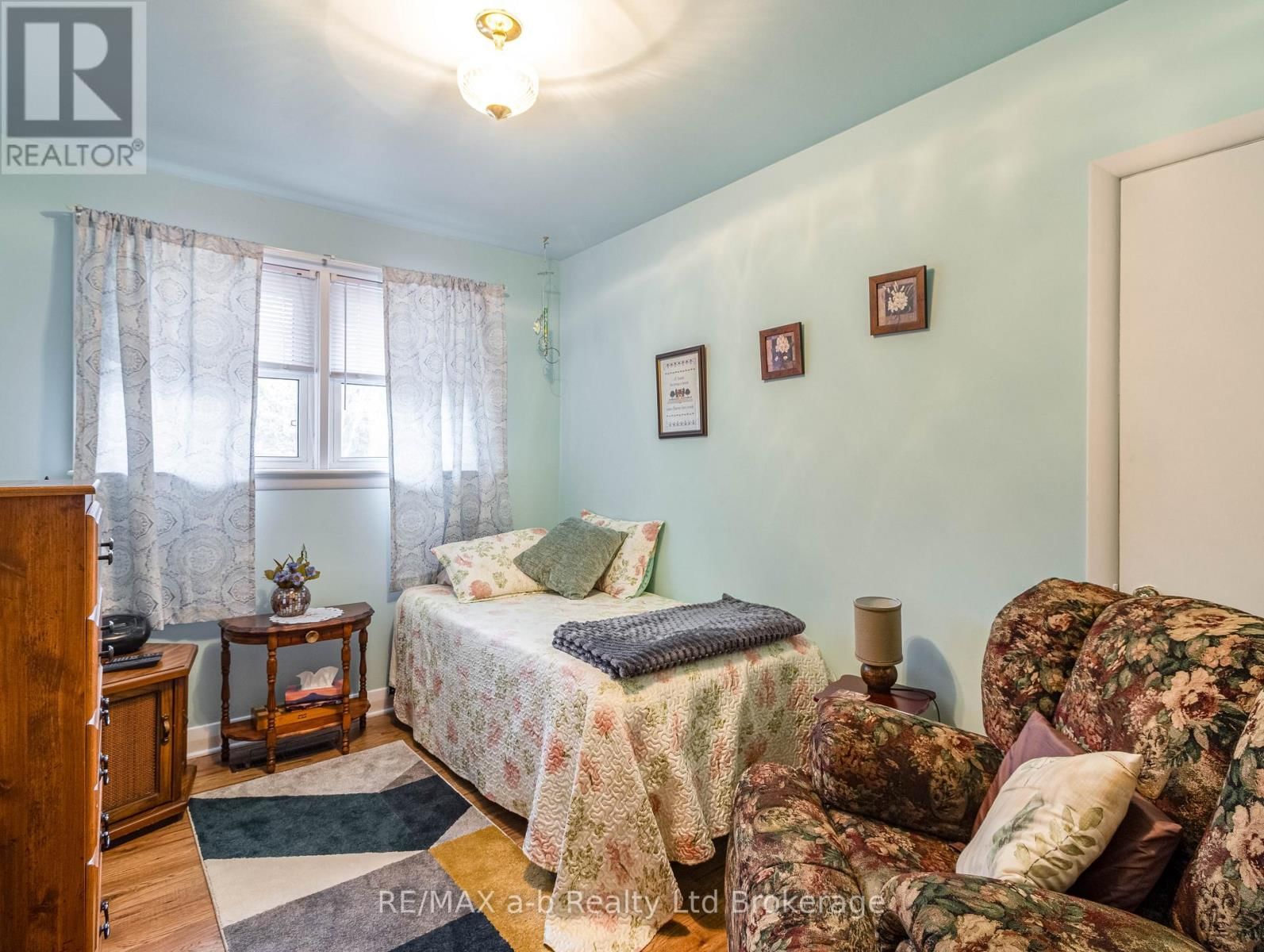 219 BOWERHILL ROAD Image 14