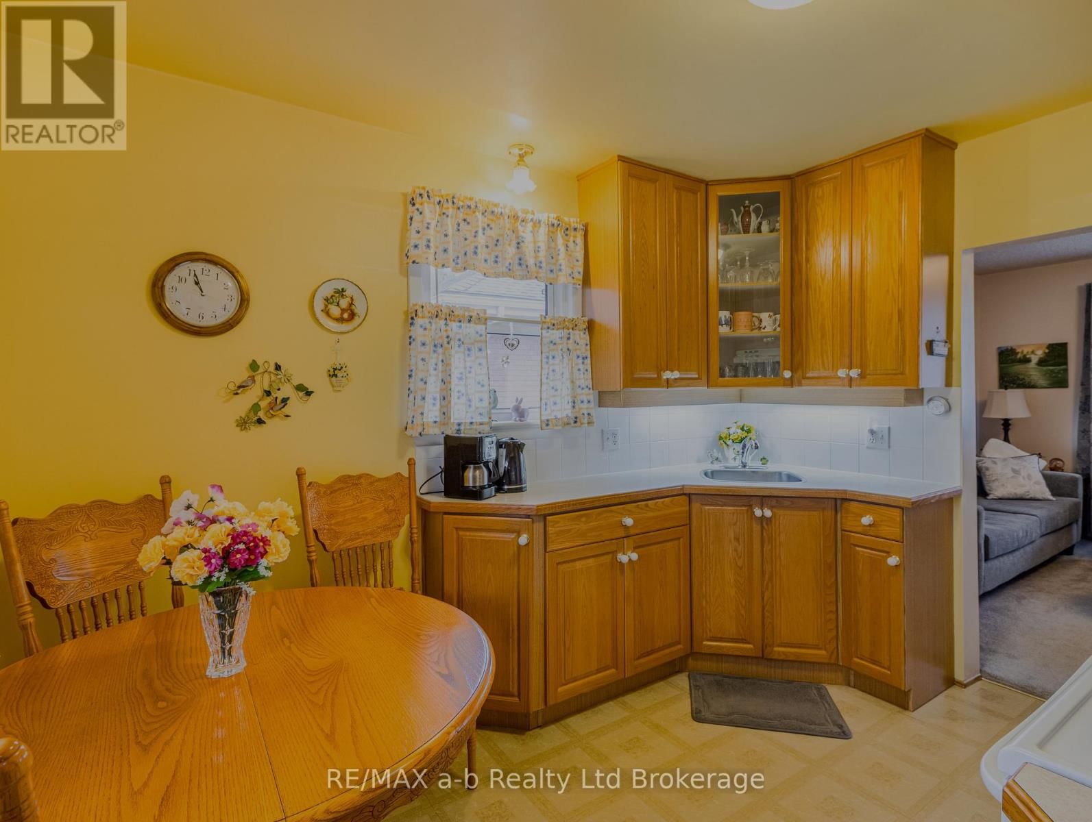 219 BOWERHILL ROAD Image 5