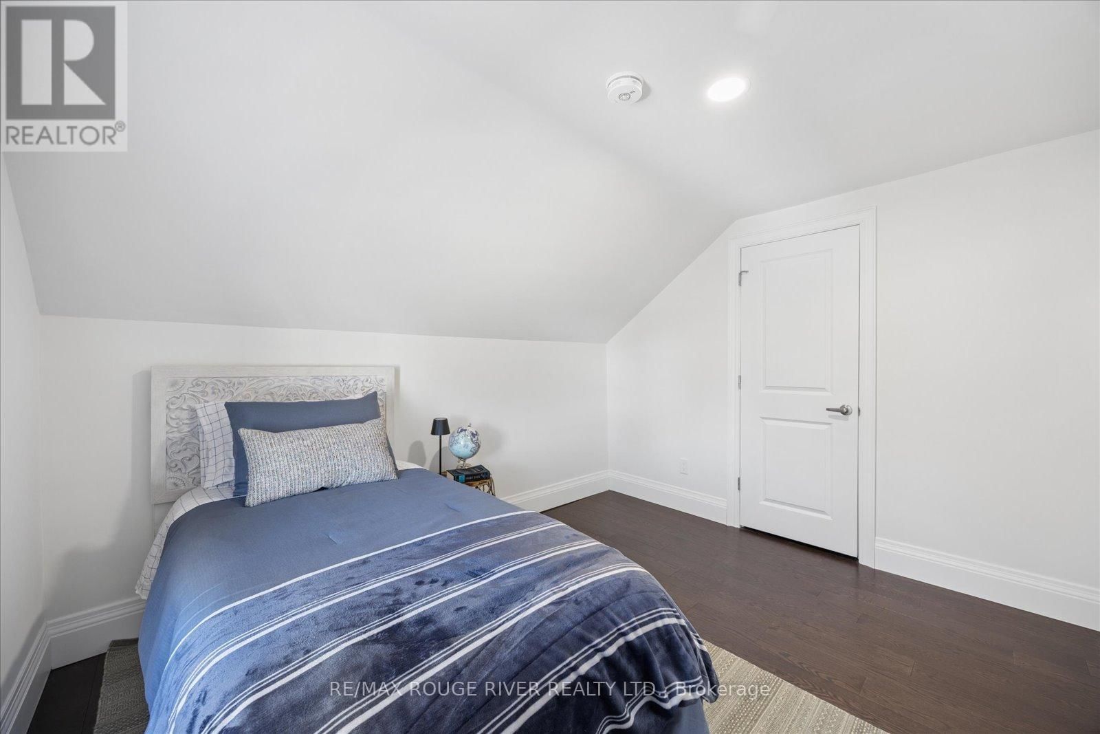 25 MATILDA STREET Image 33