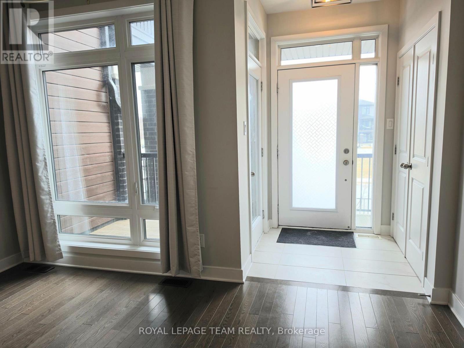 814 RALPH HENNESSY AVENUE Image 3