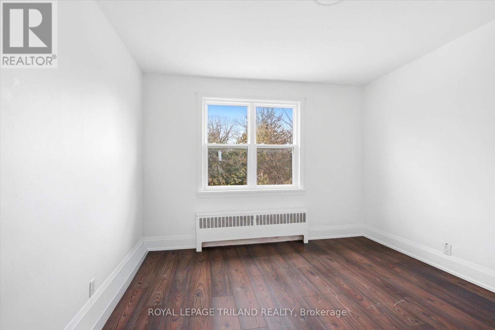 6 - 310 SPEEDVALE AVENUE EAST Image 8