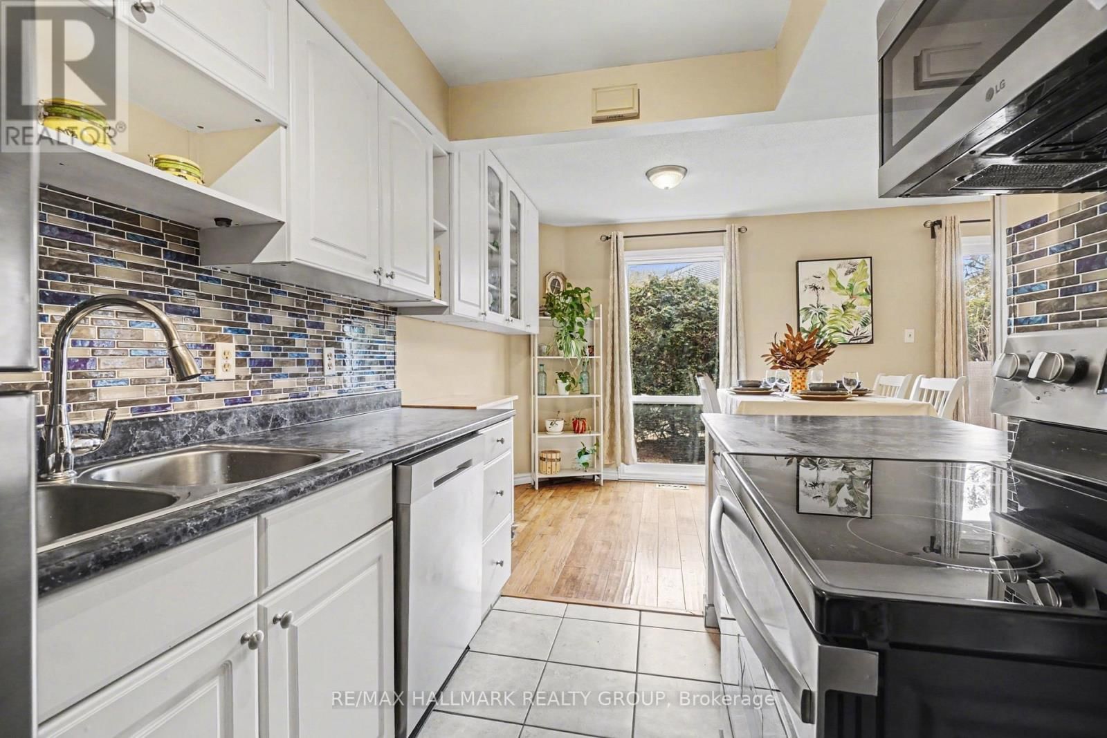 12D ARNOLD DRIVE Image 8