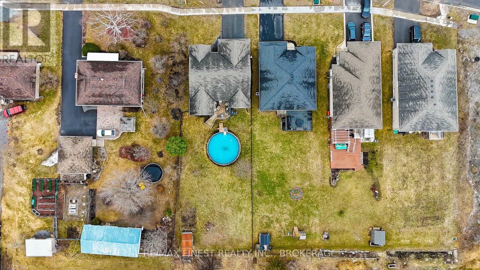 23 CREIGHTON DRIVE Image 24