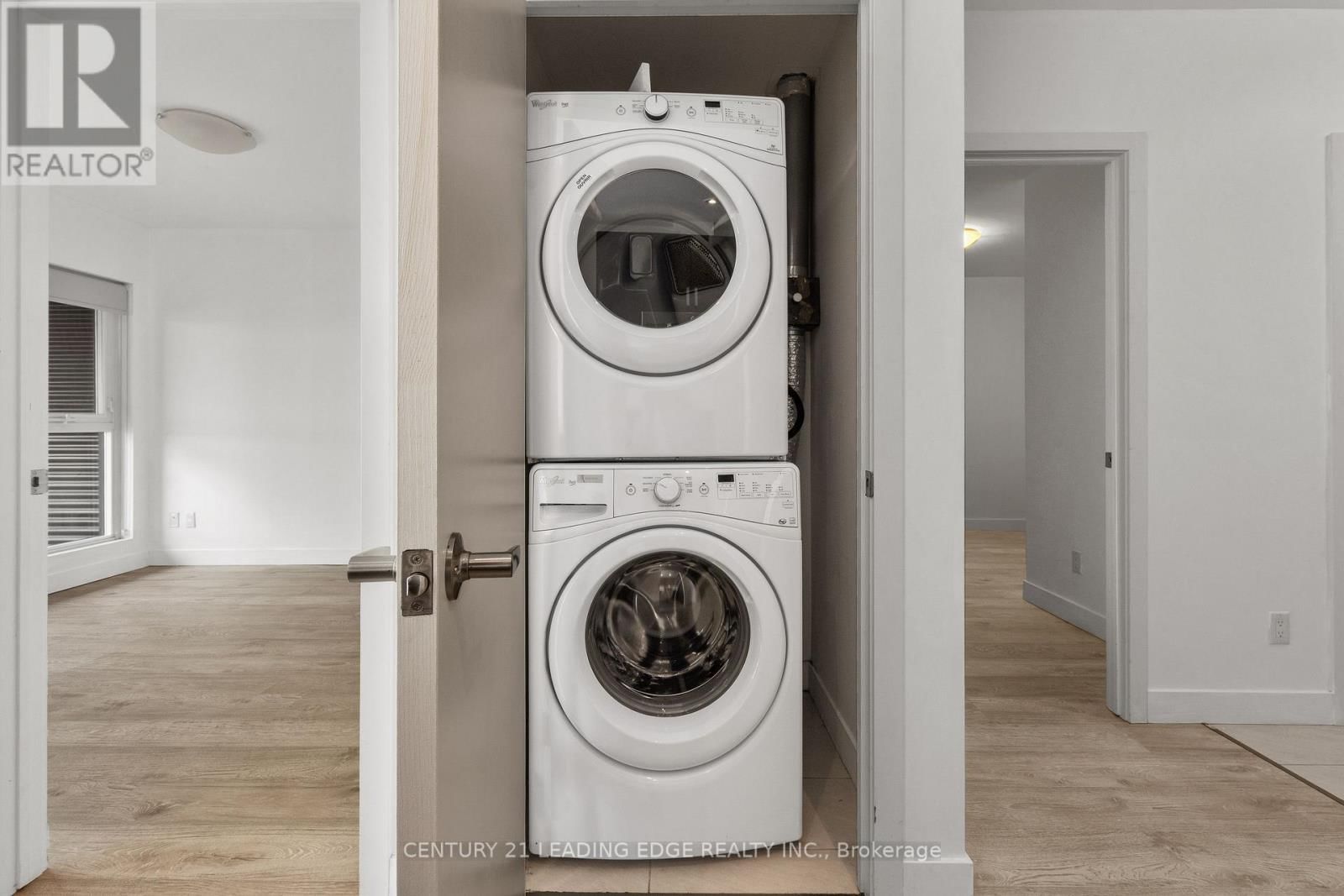 1308 - 1 VICTORIA STREET SOUTH Image 36