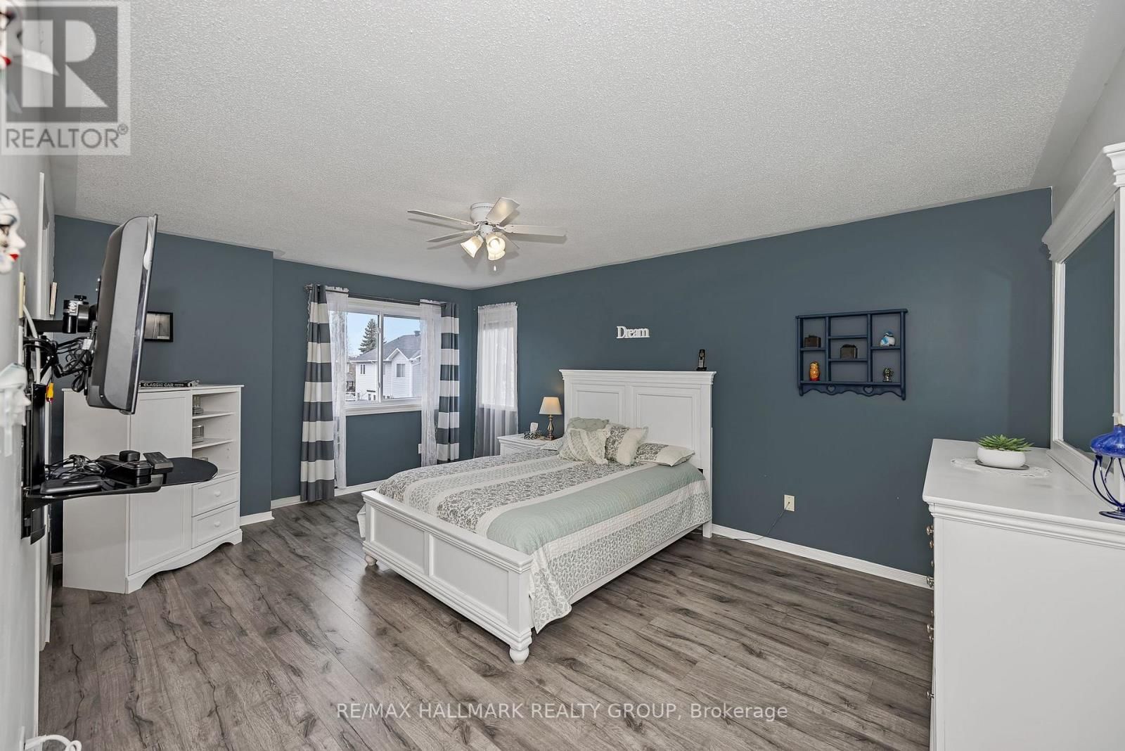 1614 VARENNES BOULEVARD Image 20