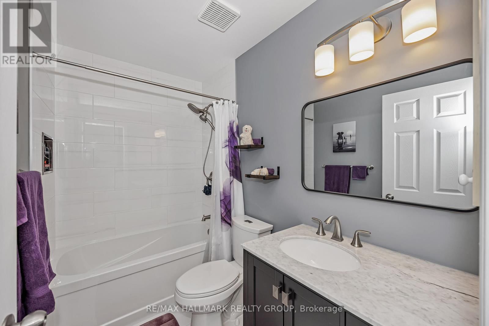 1614 VARENNES BOULEVARD Image 29