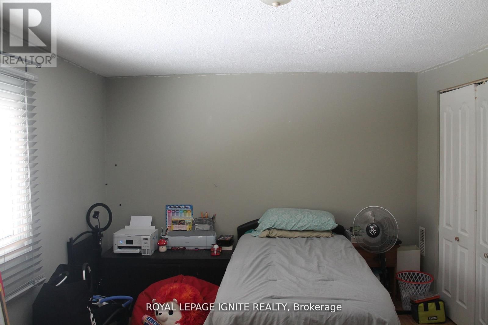 D - 500 GREY STREET Image 10