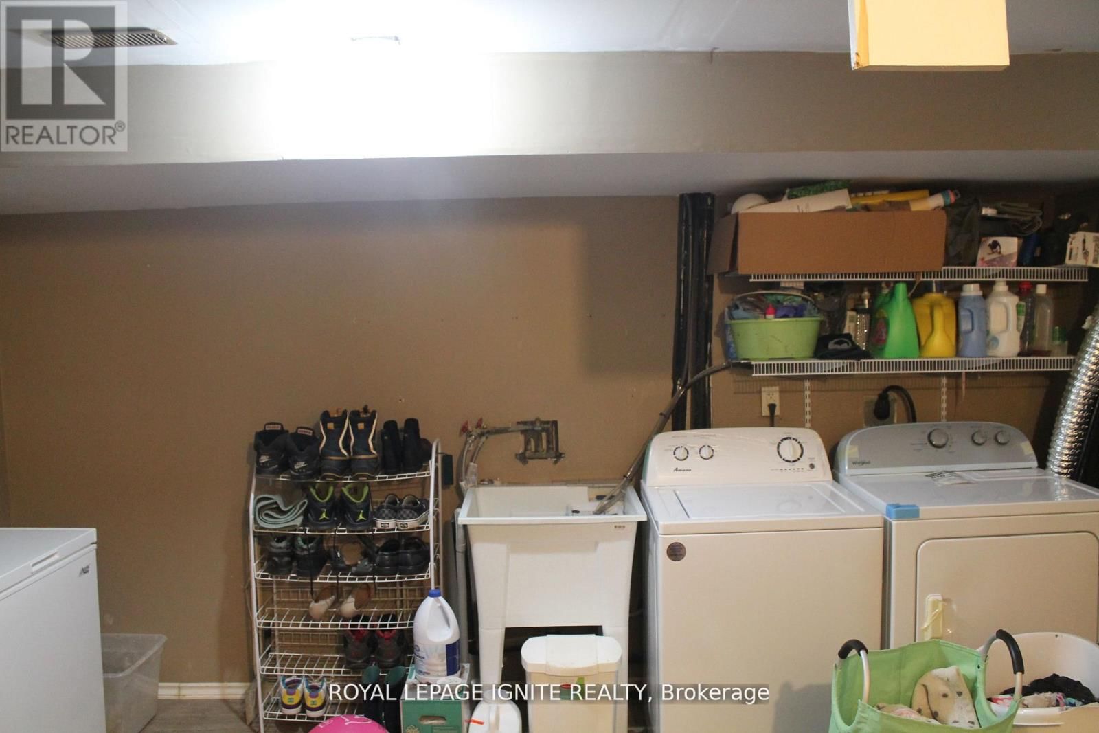 D - 500 GREY STREET Image 25