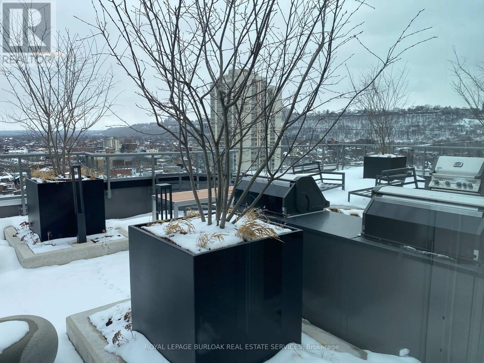 423 - 212 KING WILLIAM STREET EAST Image 27