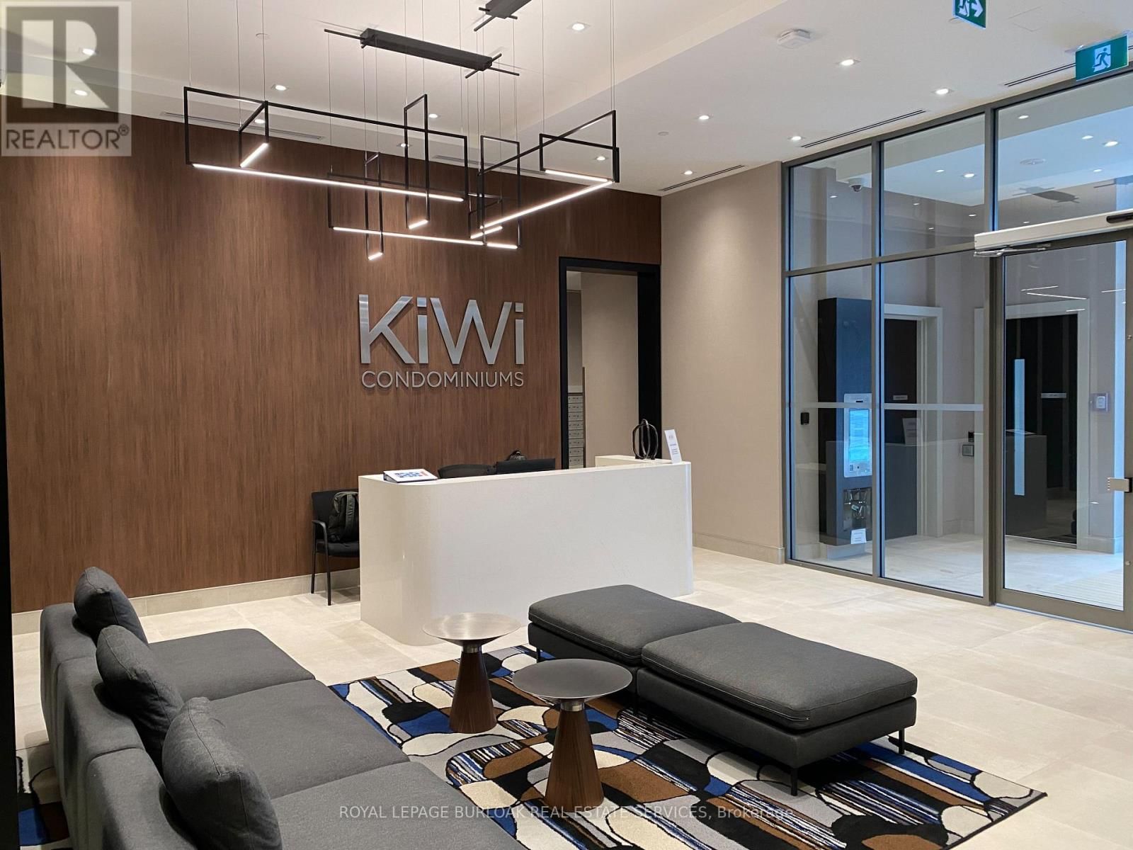 423 - 212 KING WILLIAM STREET EAST Image 5