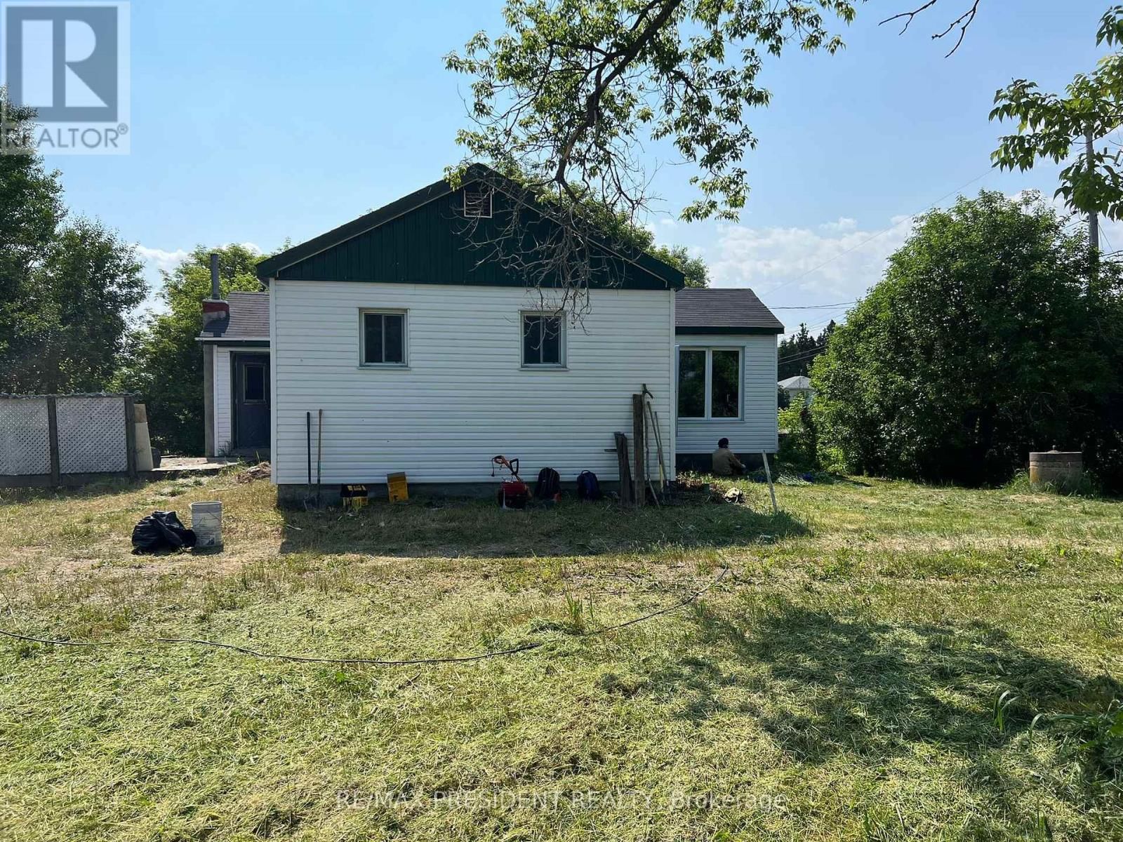 1945 VERMILLION LAKE RD CHELMSFORD Image 3