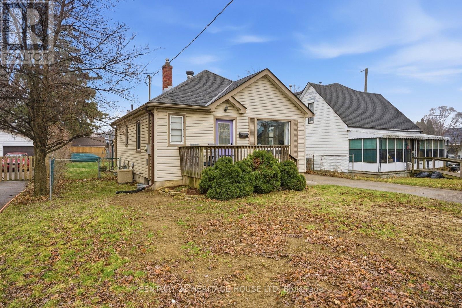 455 ST PAUL AVENUE Image 23