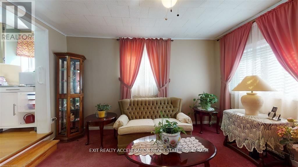 41 WATER STREET Image 2