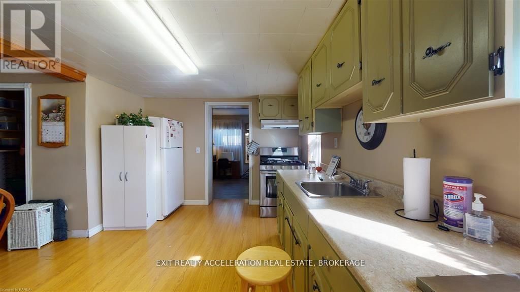 41 WATER STREET Image 6