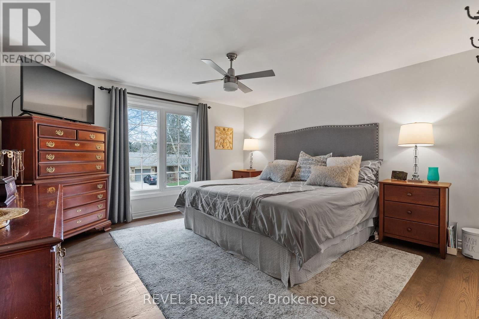 60 OCTOBER DRIVE Image 23