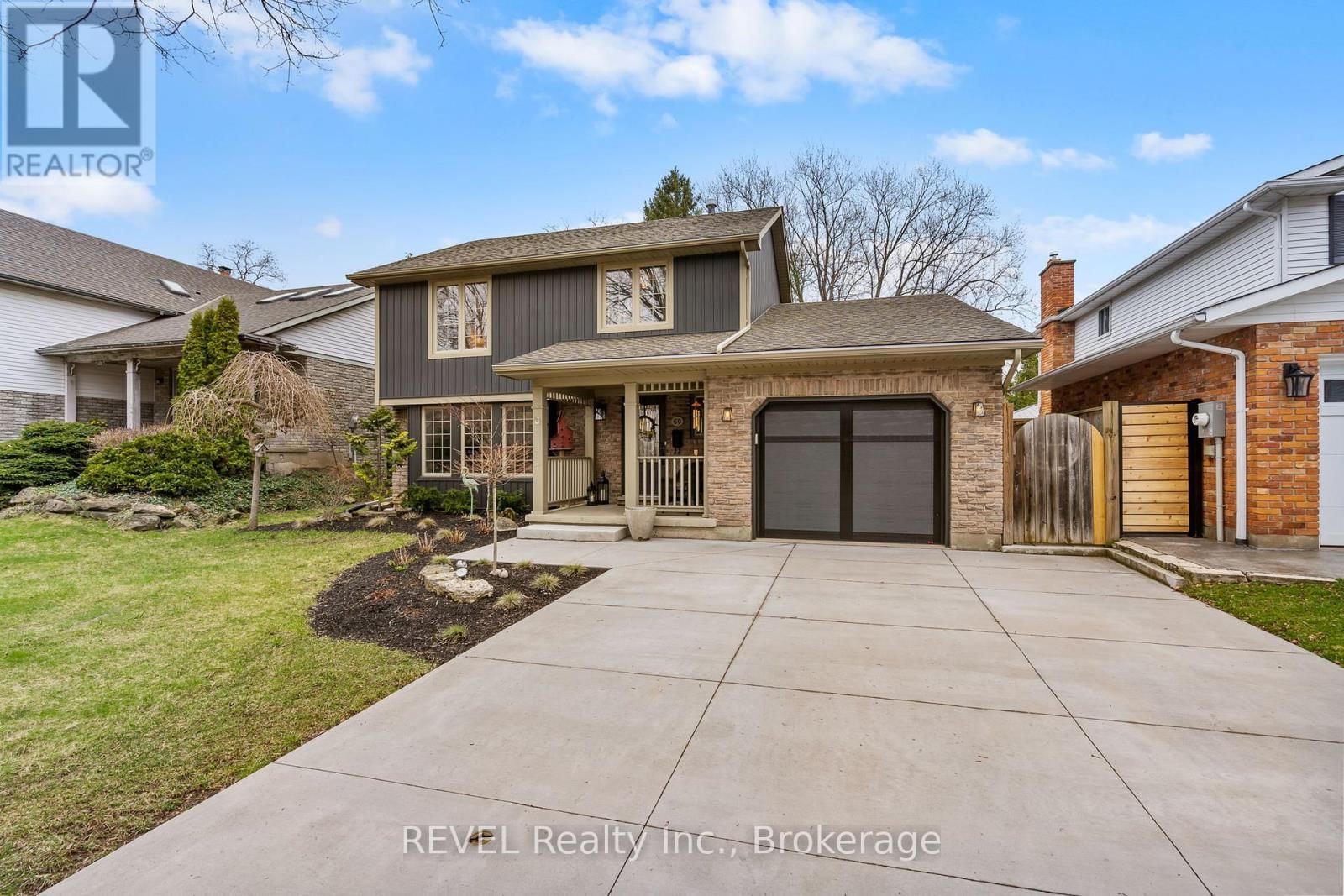 60 OCTOBER DRIVE Image 3