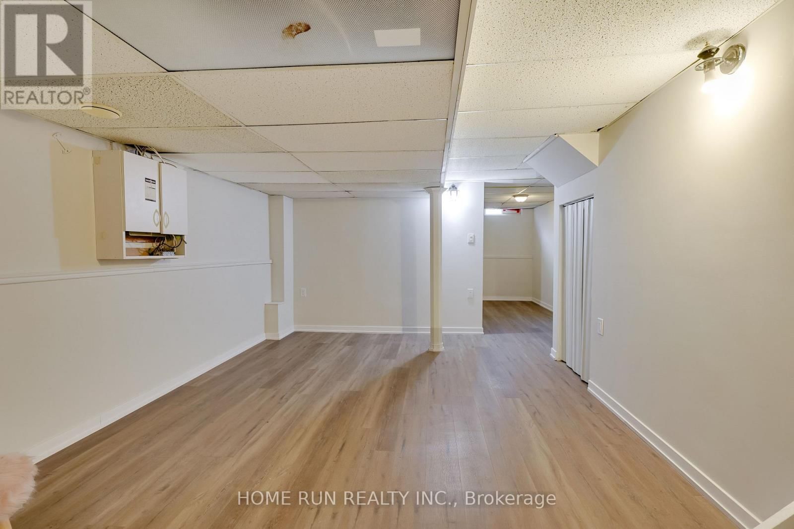 16 SOVEREIGN AVENUE Image 35