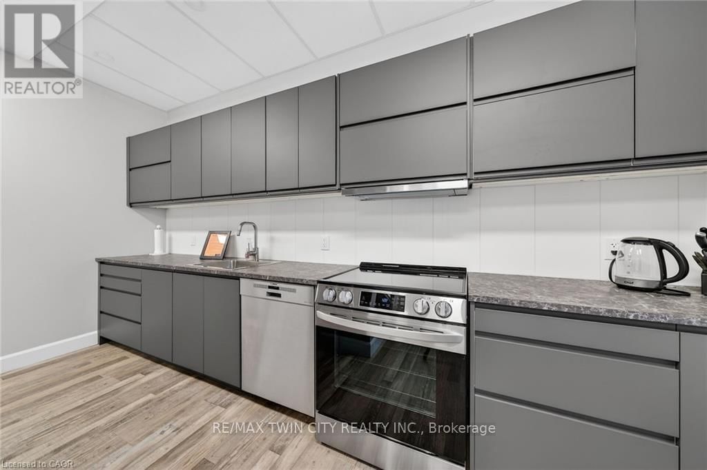 301 - 150 QUEEN STREET SOUTH Image 38