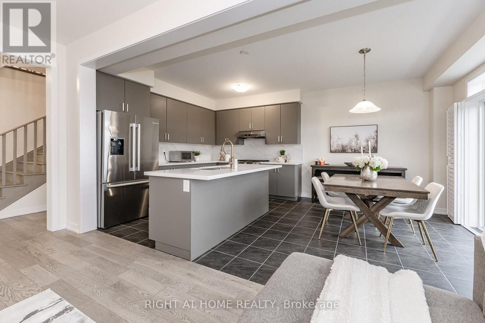 116 WHITHORN CRESCENT Image 5