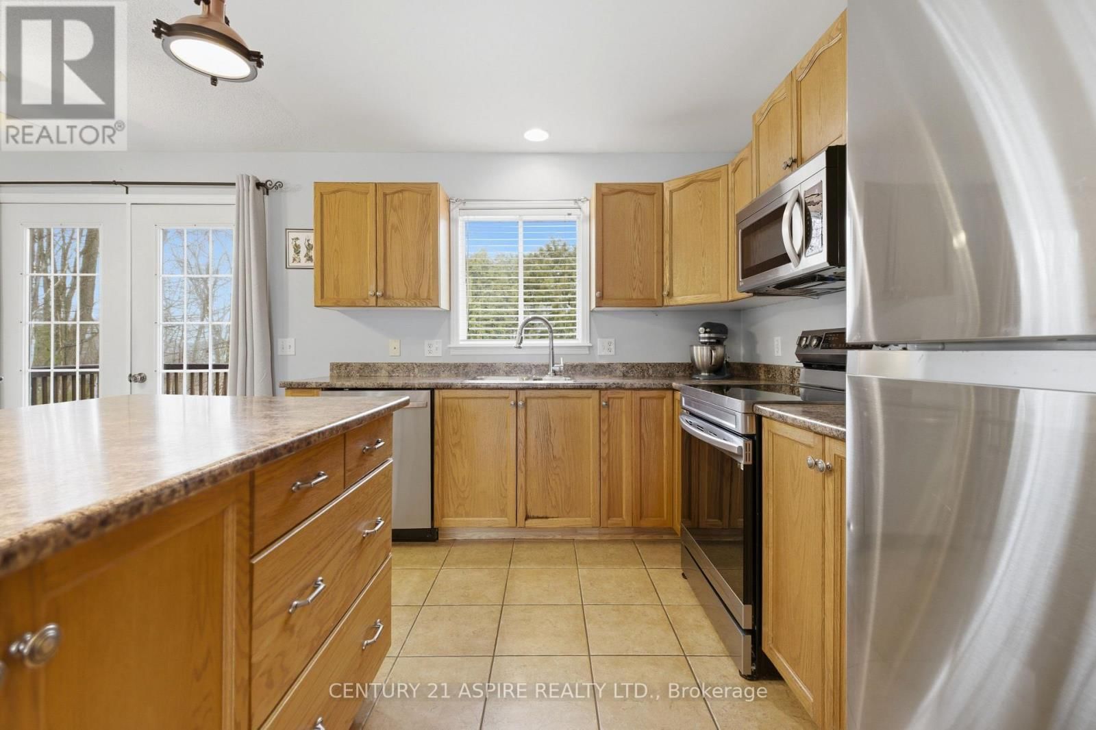 27 BAYSHORE DRIVE Image 16