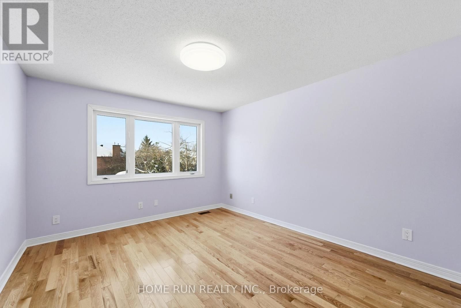 35 WESLOCK WAY Image 33