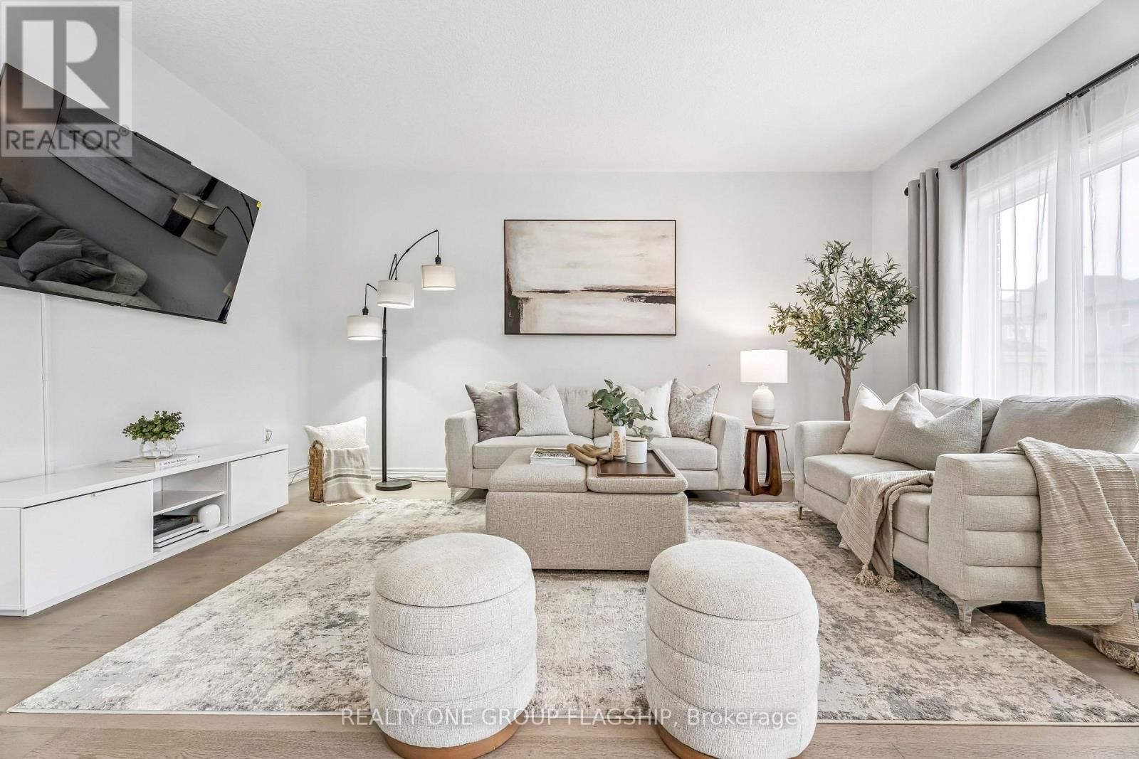 87 DOLOMITI COURT Image 13