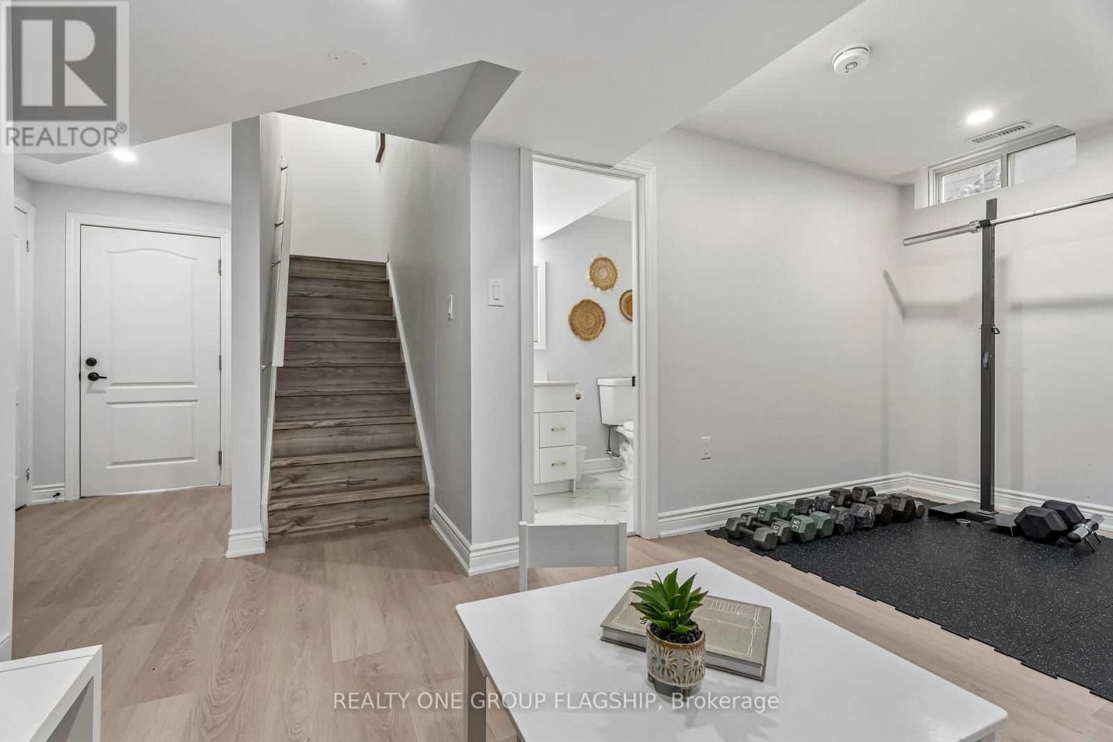 87 DOLOMITI COURT Image 31