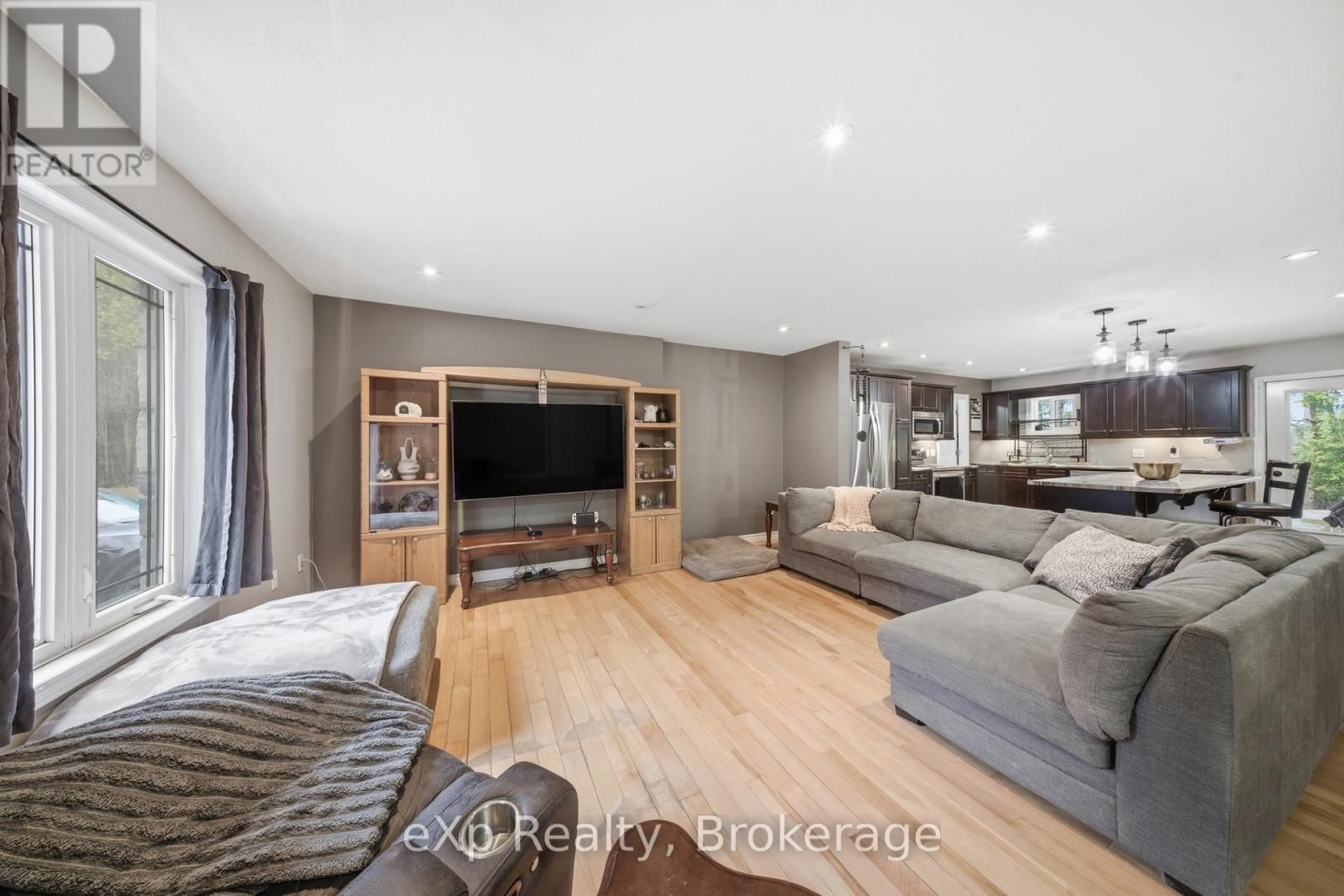 90806 DRIFTWOOD BEACH ROAD Image 9