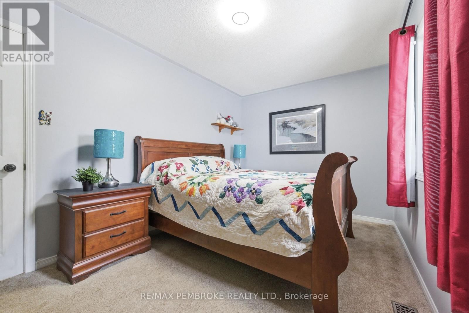 56 ROBERTSON DRIVE Image 28