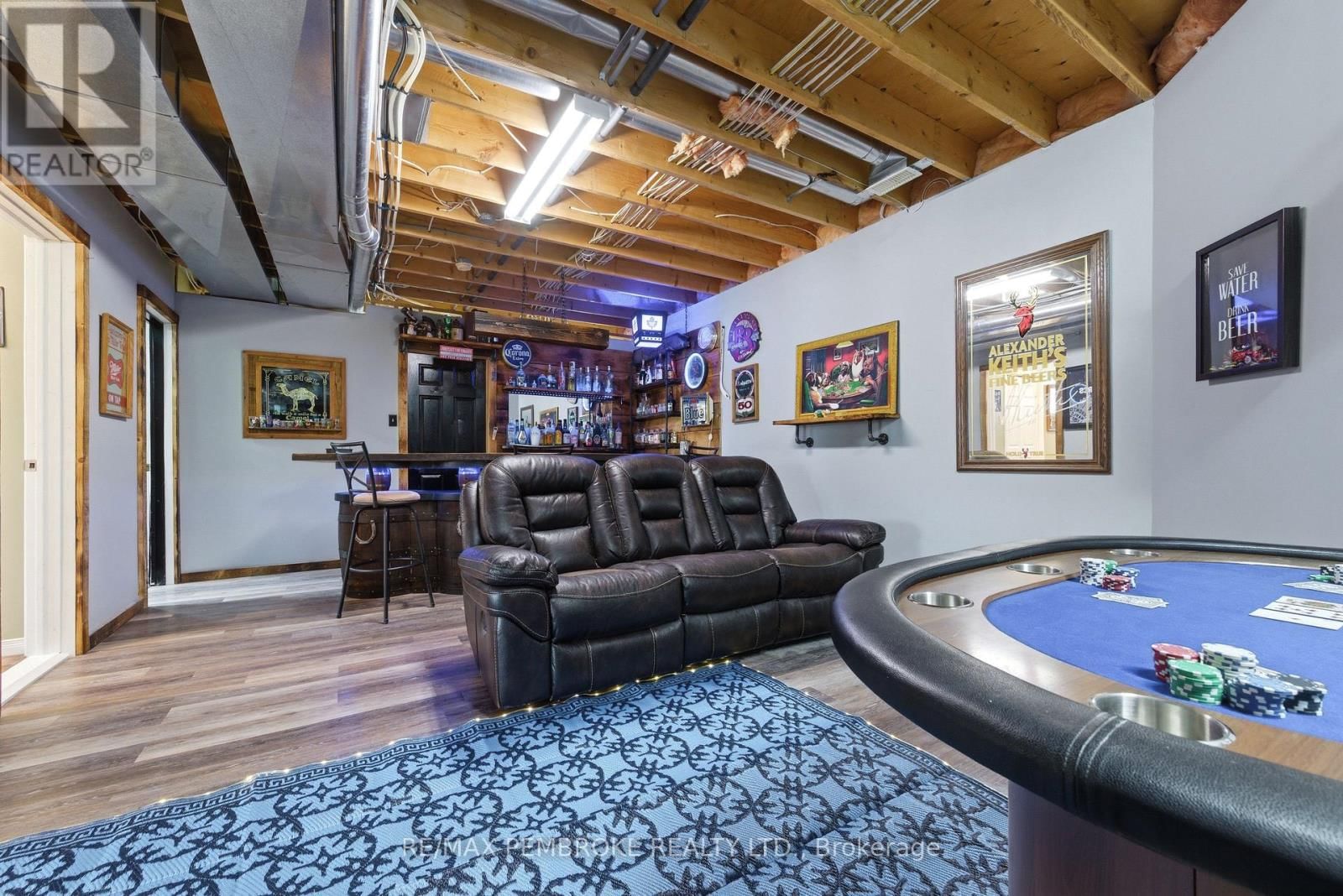 56 ROBERTSON DRIVE Image 36