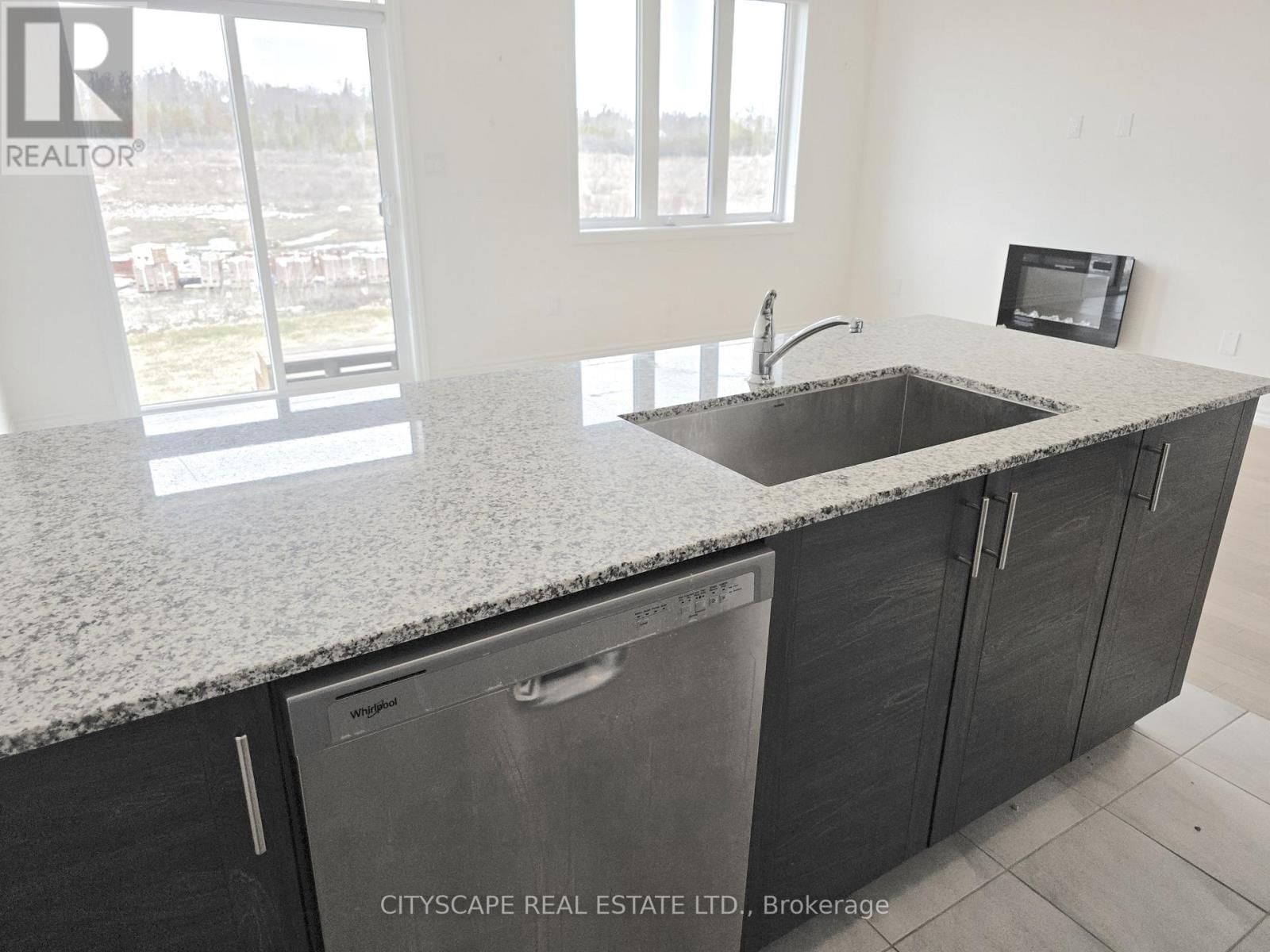 48 HILLCROFT WAY Image 16