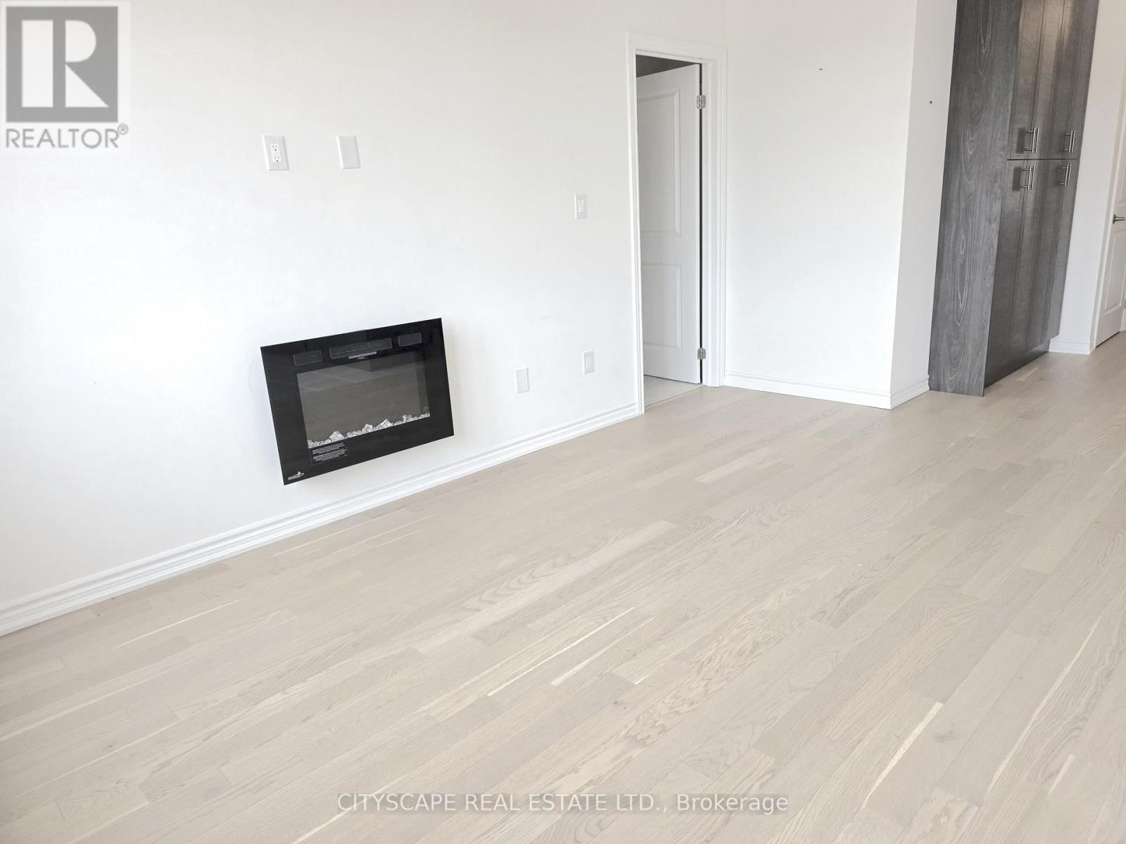 48 HILLCROFT WAY Image 19