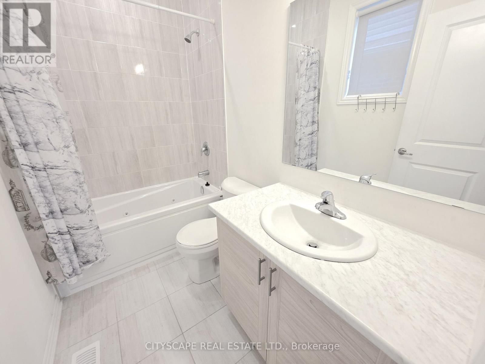 48 HILLCROFT WAY Image 29