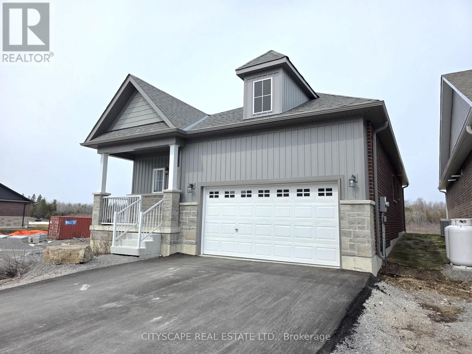 48 HILLCROFT WAY Image 3