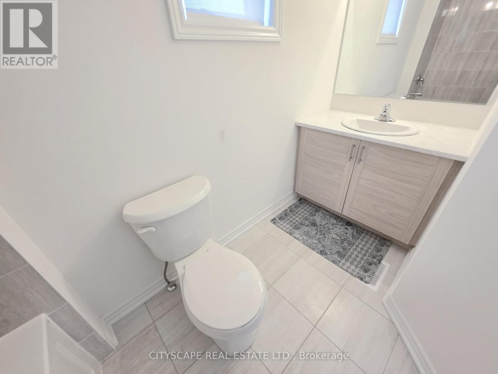 48 HILLCROFT WAY Image 37