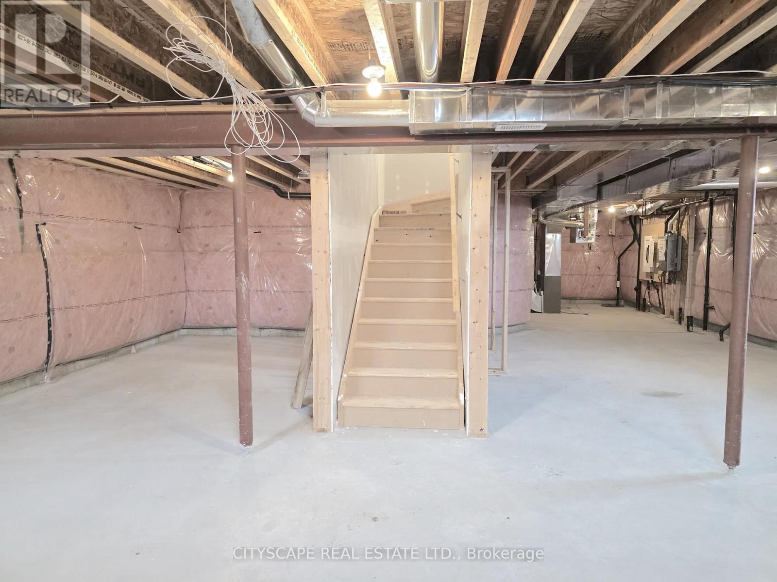 48 HILLCROFT WAY Image 42