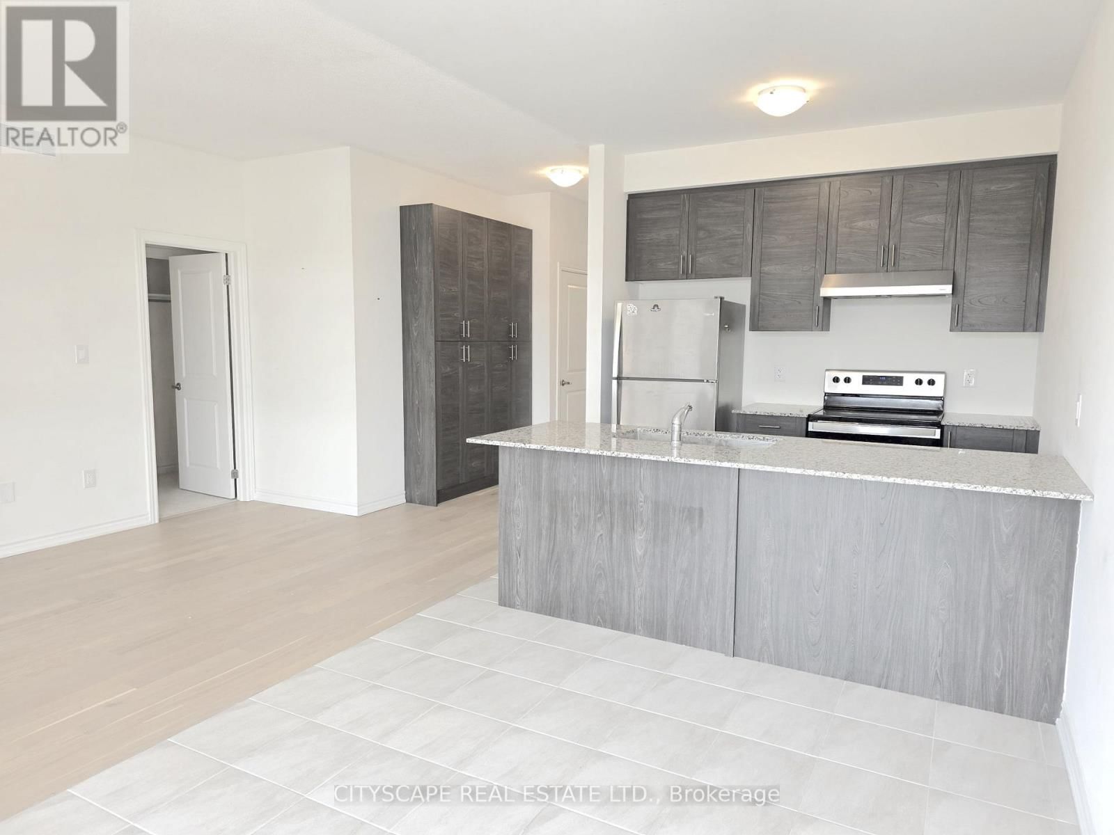 48 HILLCROFT WAY Image 7