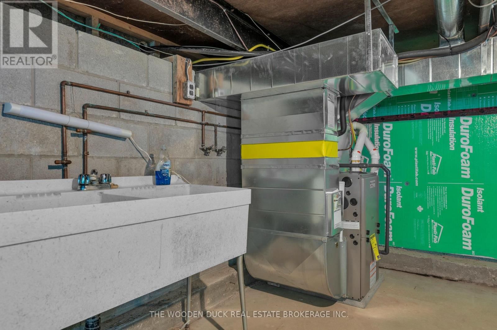 1314 96 HIGHWAY Image 44