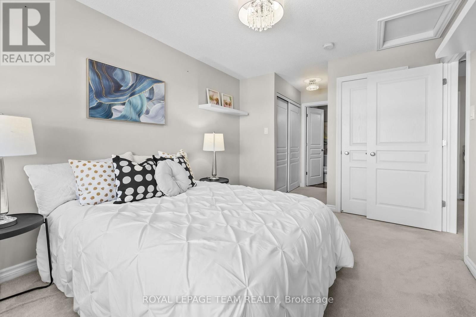 92 STOCKHOLM PRIVATE Image 23