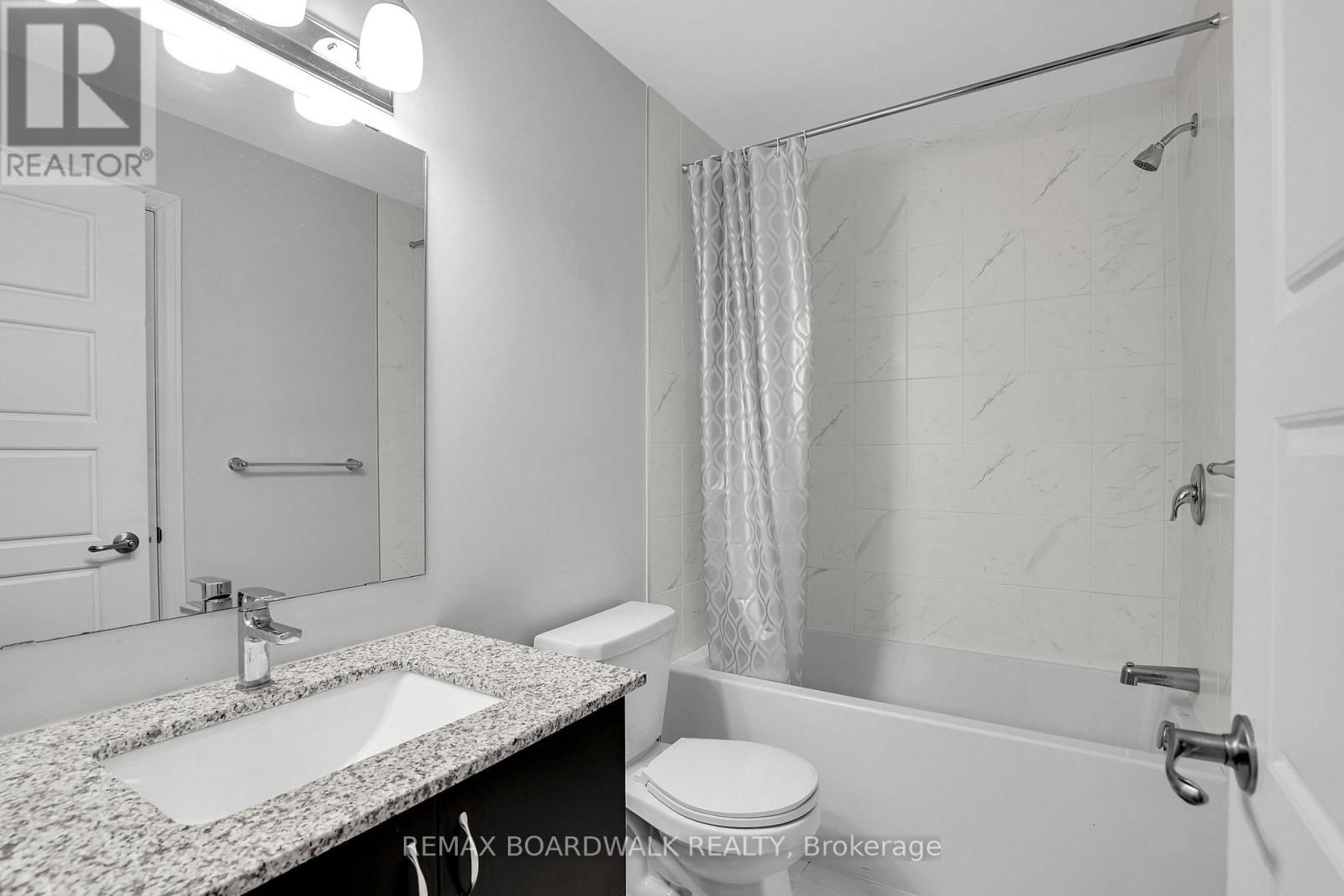 306 PILOT PRIVATE Image 25