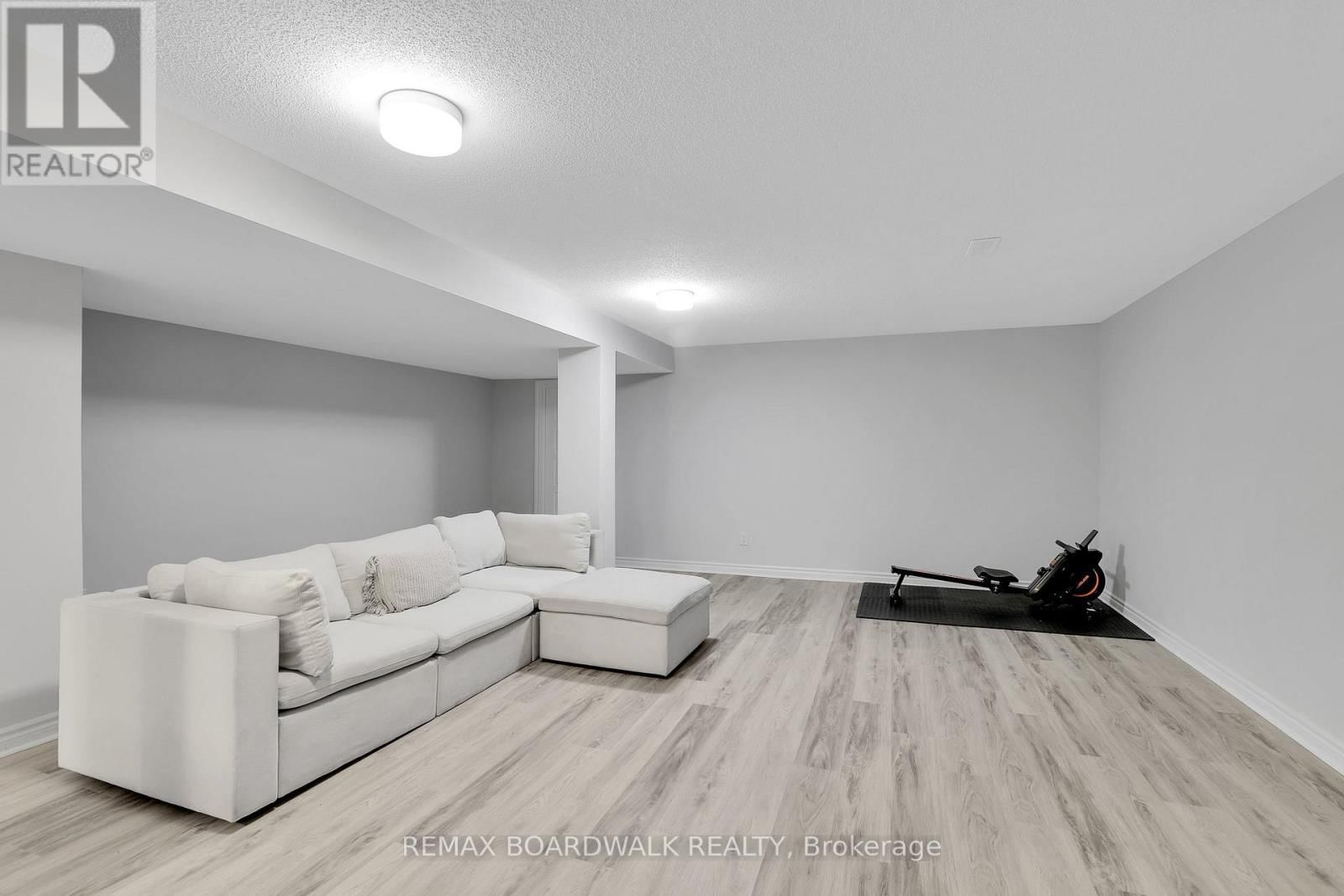 306 PILOT PRIVATE Image 30