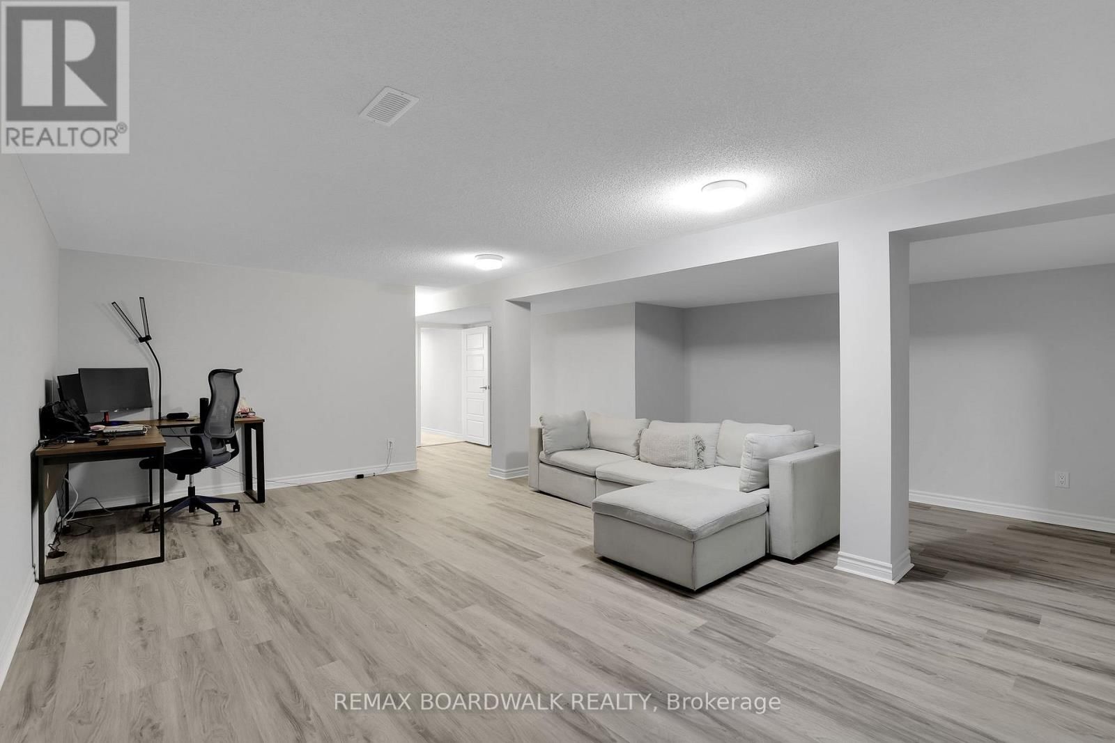 306 PILOT PRIVATE Image 4