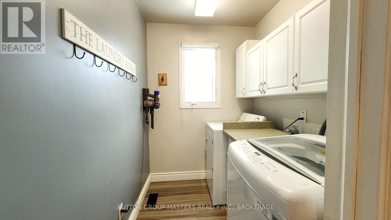 178 LANGFIELD STREET Image 18